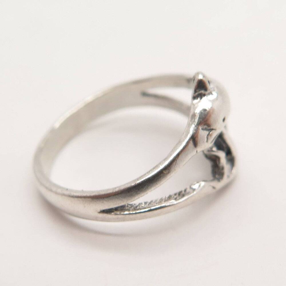 925 Sterling Silver Vintage Friendly Dolphin Ring Size 5 - Picture 6 of 8